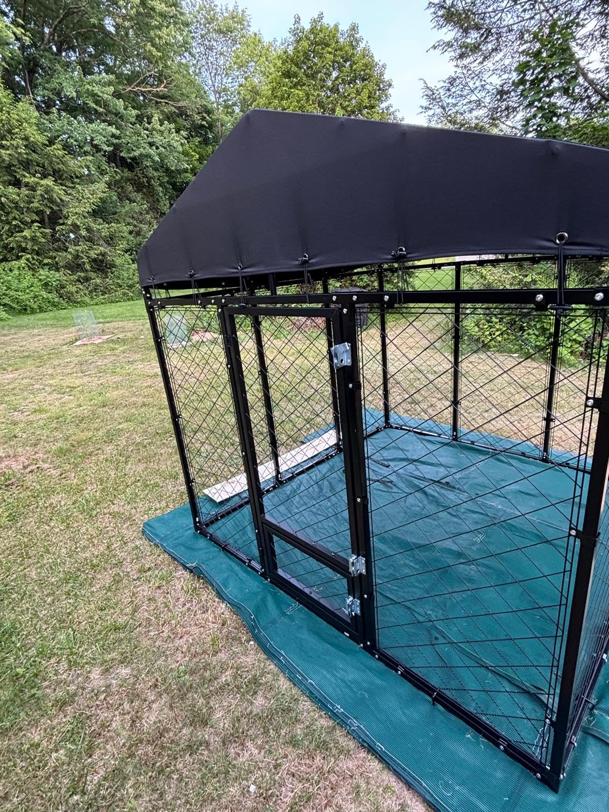 Beracah's dog kennel
